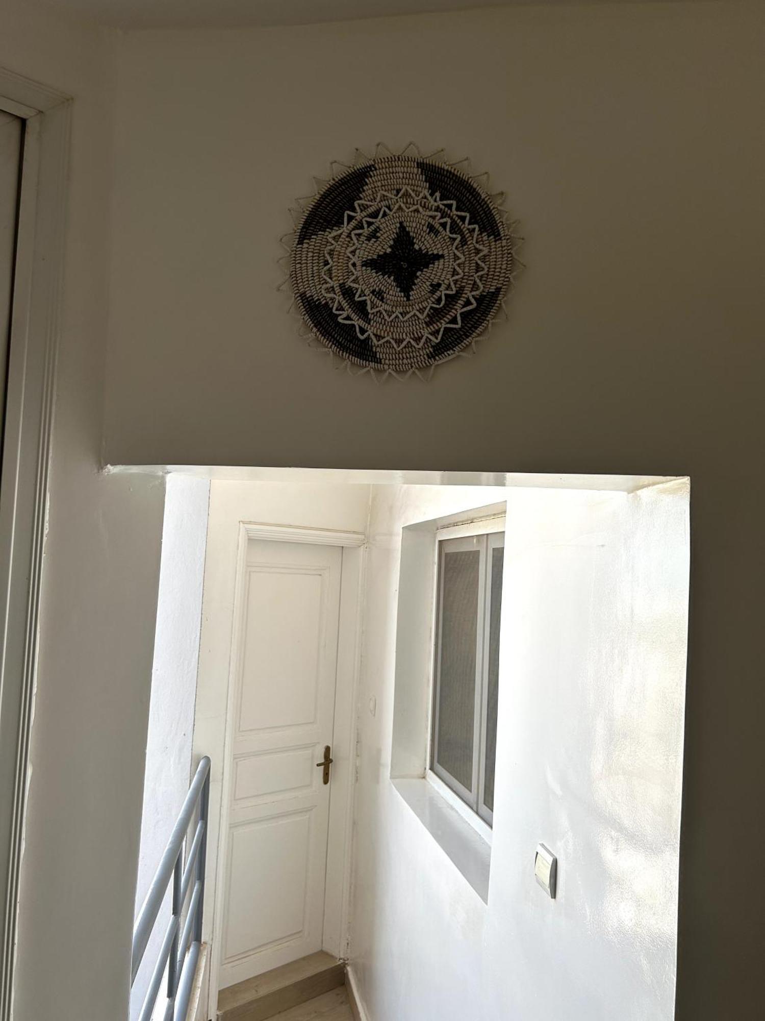 Chambre Spacieuse Avec Balcon - Salle De Bain Exterieure Privee & Breakfast Сен-Луї Екстер'єр фото