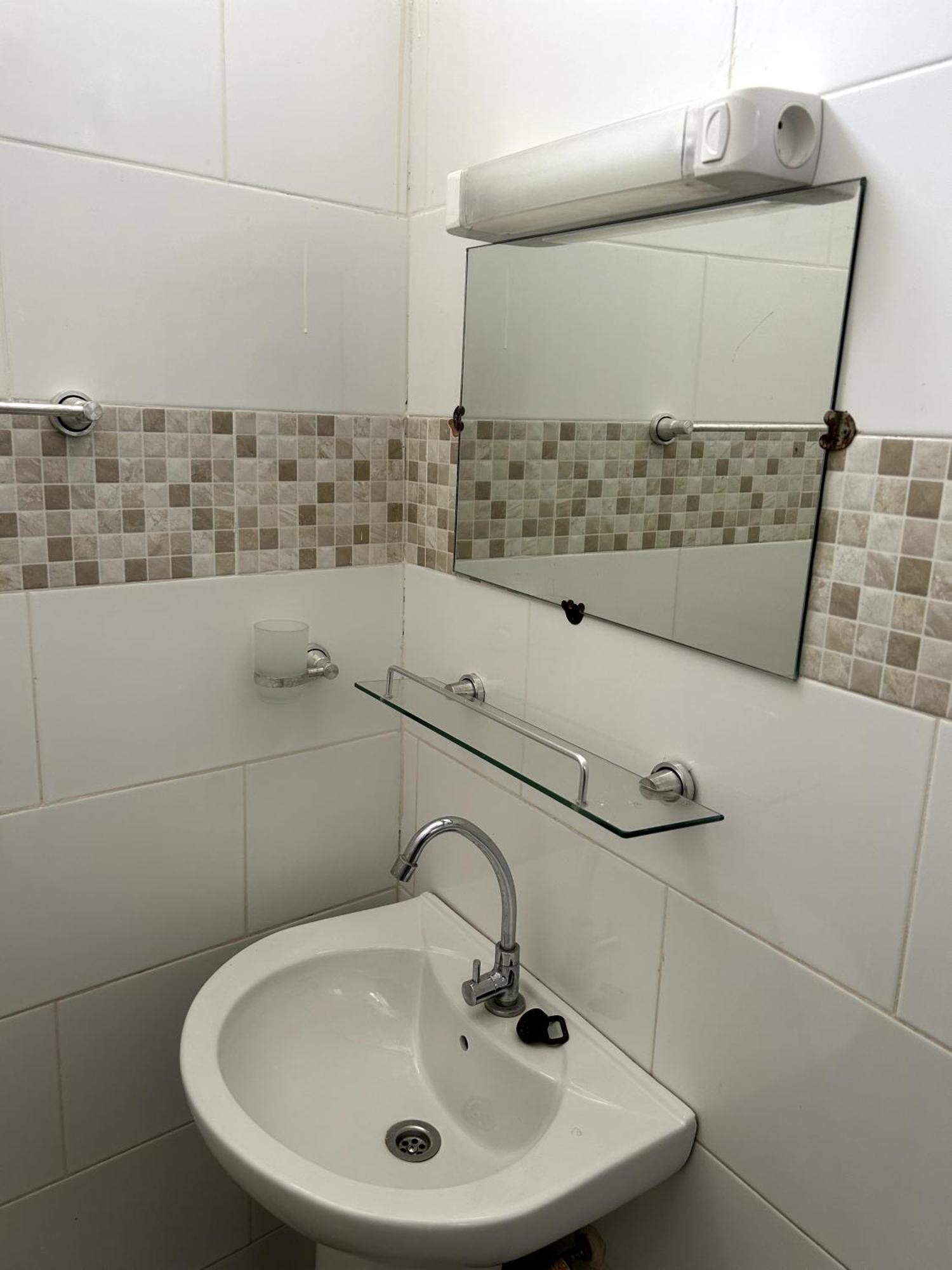 Chambre Spacieuse Avec Balcon - Salle De Bain Exterieure Privee & Breakfast Сен-Луї Екстер'єр фото